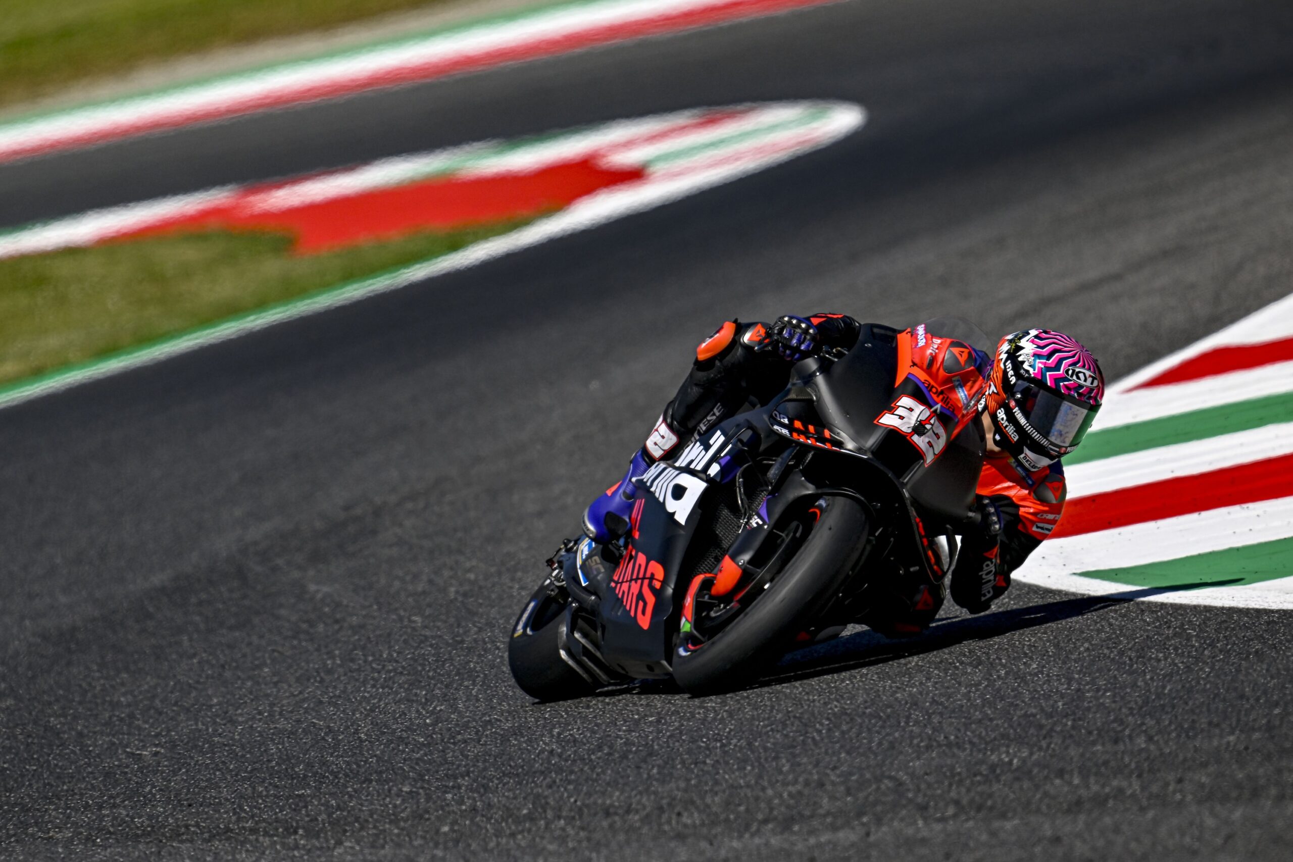 Savadori usa “moto laboratório” da Aprilia no GP da Áustria: “Testar várias atualizações”