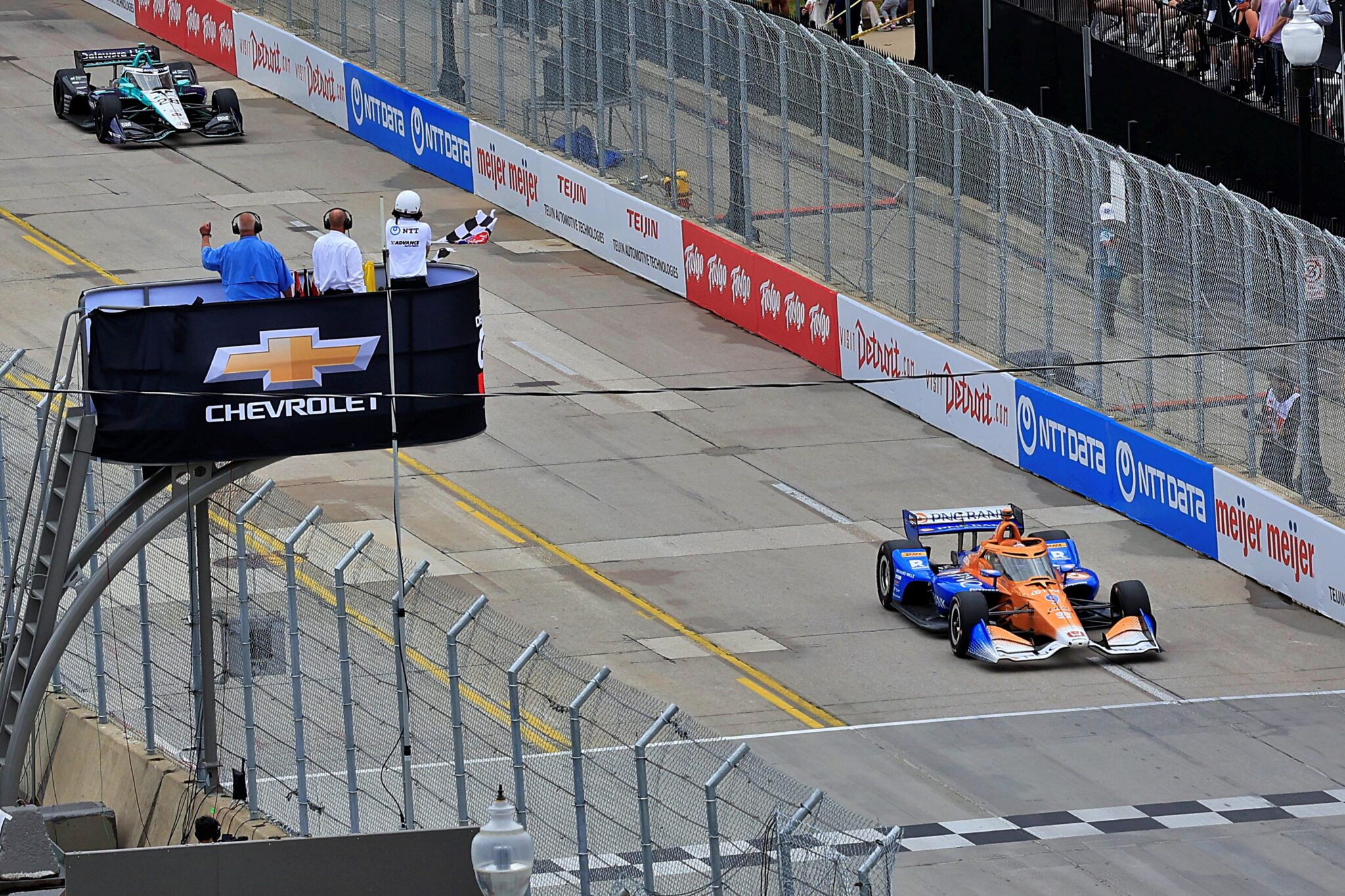 Dixon exalta Ganassi após estratégia vencedora em Detroit: “Chamada perfeita”