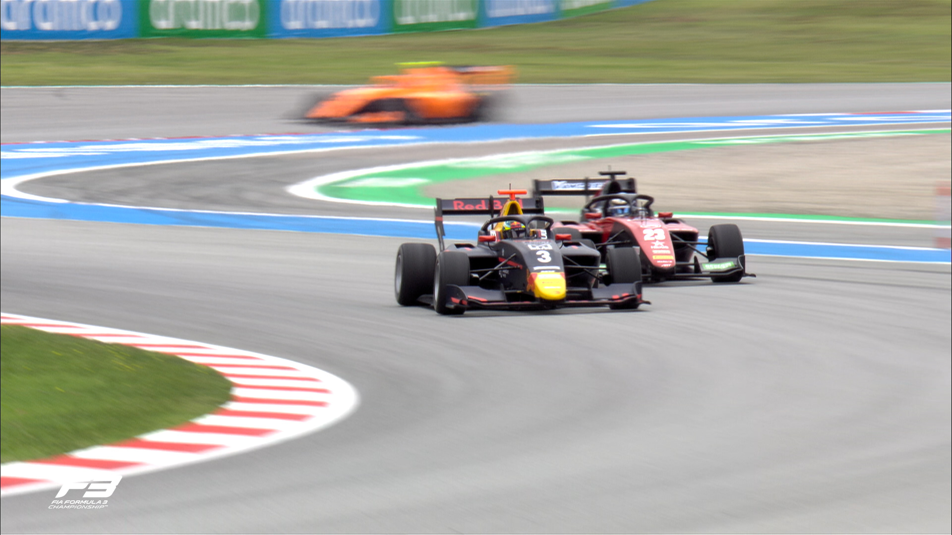 Lindblad domina la segunda carrera en España y rompe racha de ganadores diferentes en F3