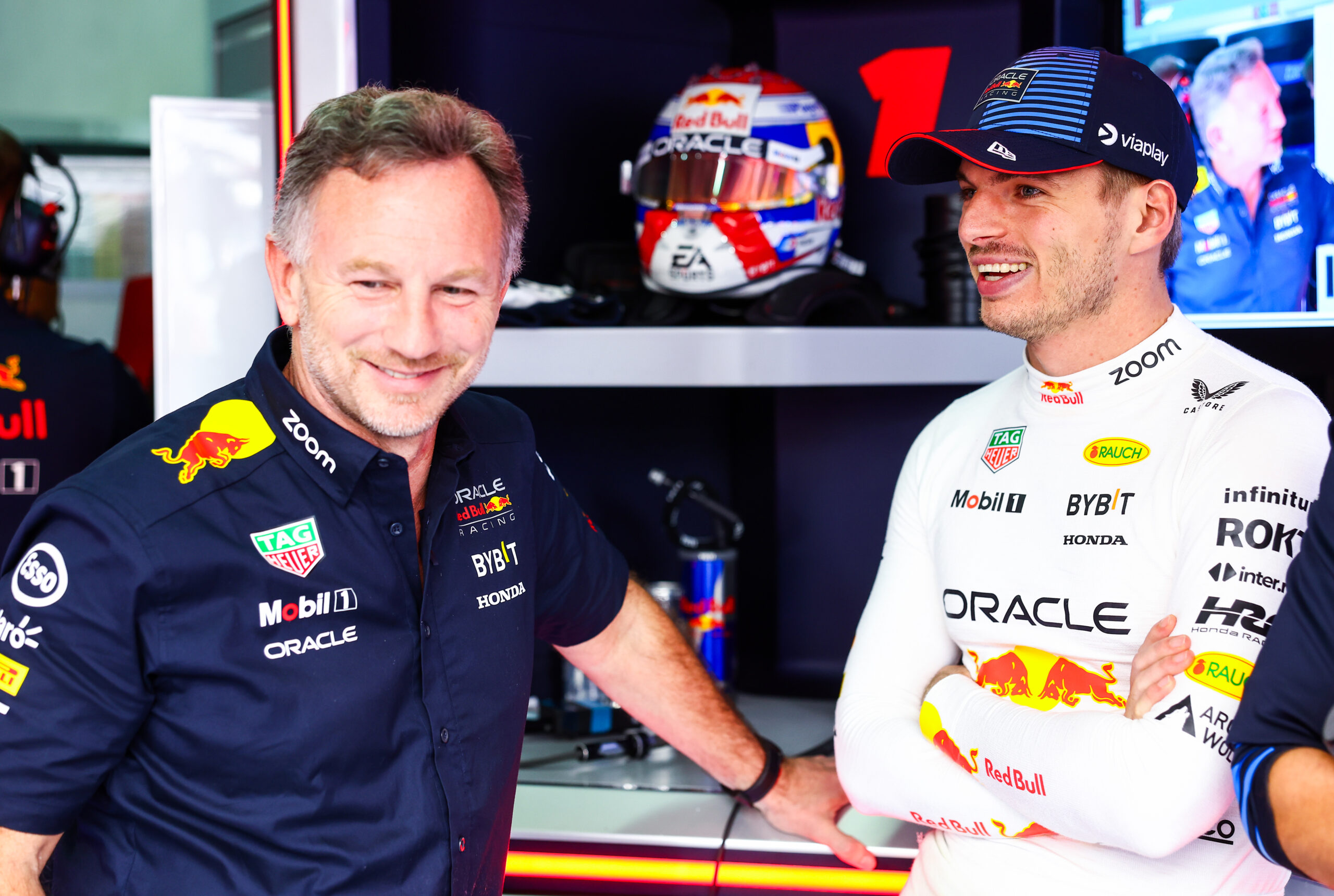 Verstappen resalta “largo contrato” y reafirma su permanencia en Red Bull para la F1 2025