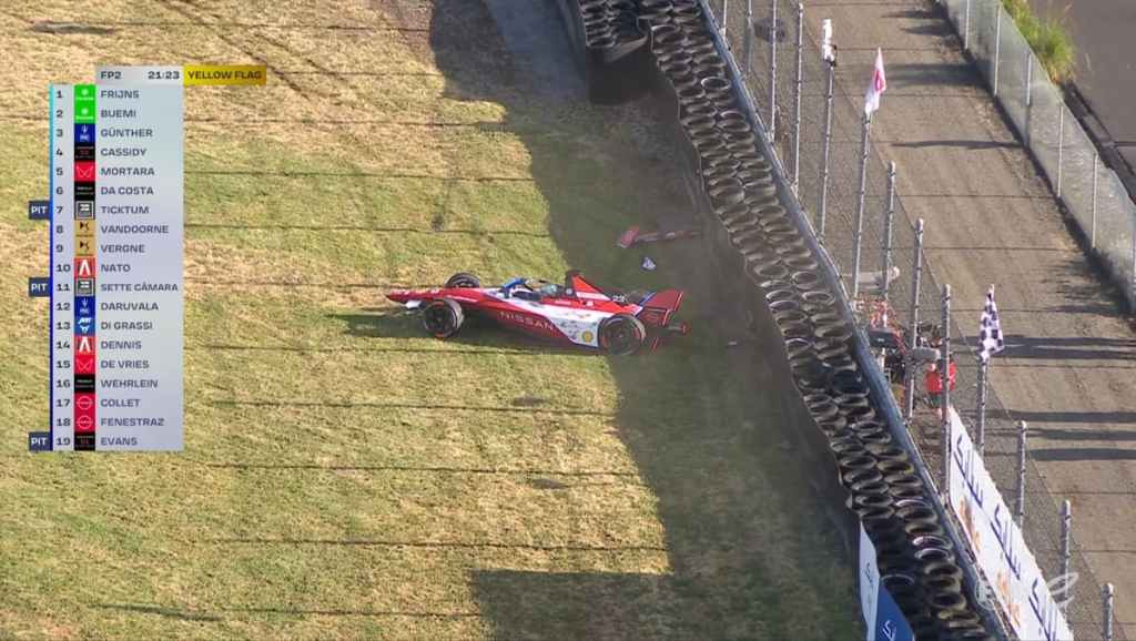 Fenestraz pierde el control de su auto y se golpea en la FP2 del eP de Portland
