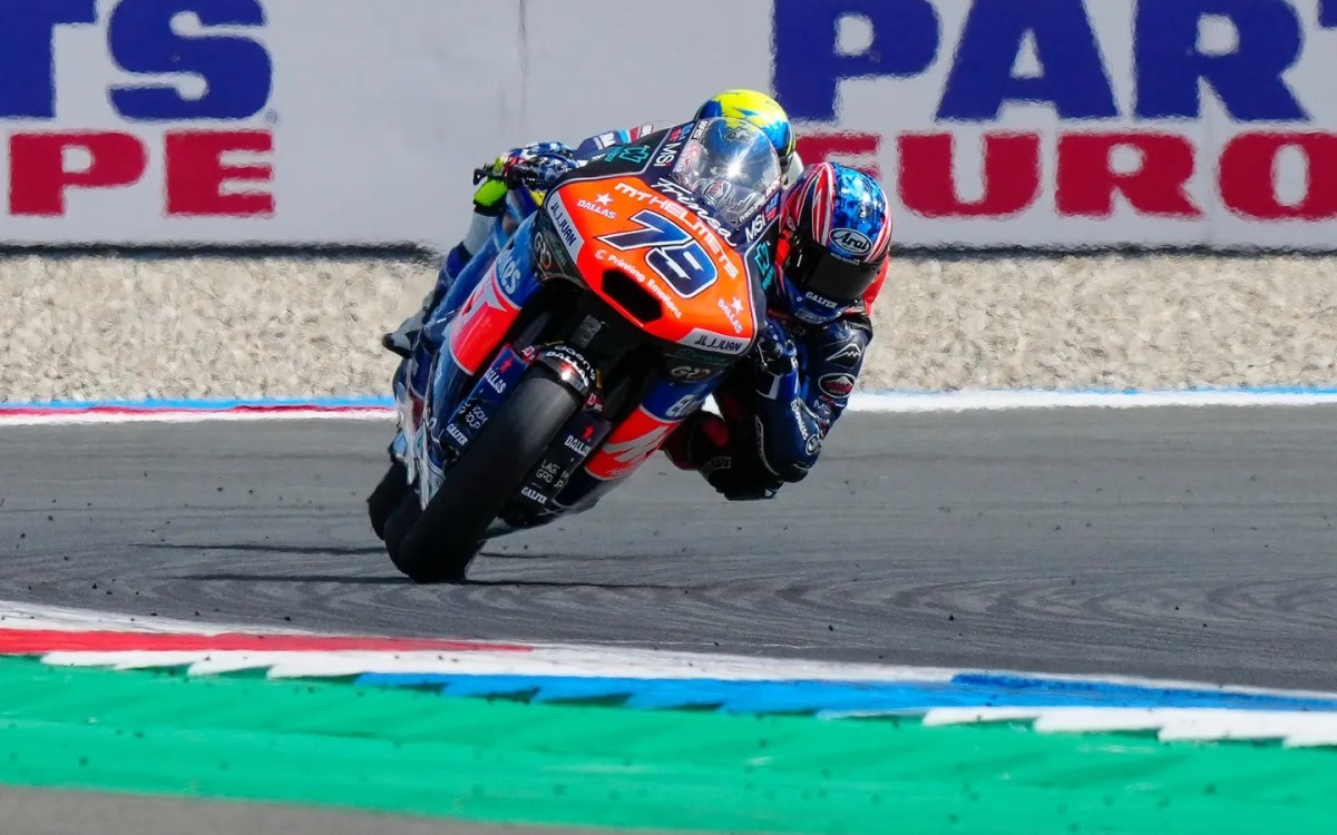 Ogura aparece no fim e lidera primeiro dia de treinos da Moto2 no GP da Indonésia