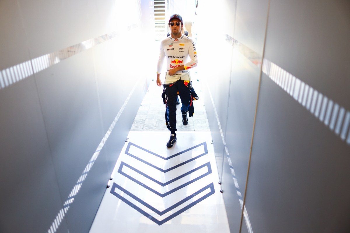 Consultor da Red Bull admite risco de demissão de Pérez e promete “análise no recesso”