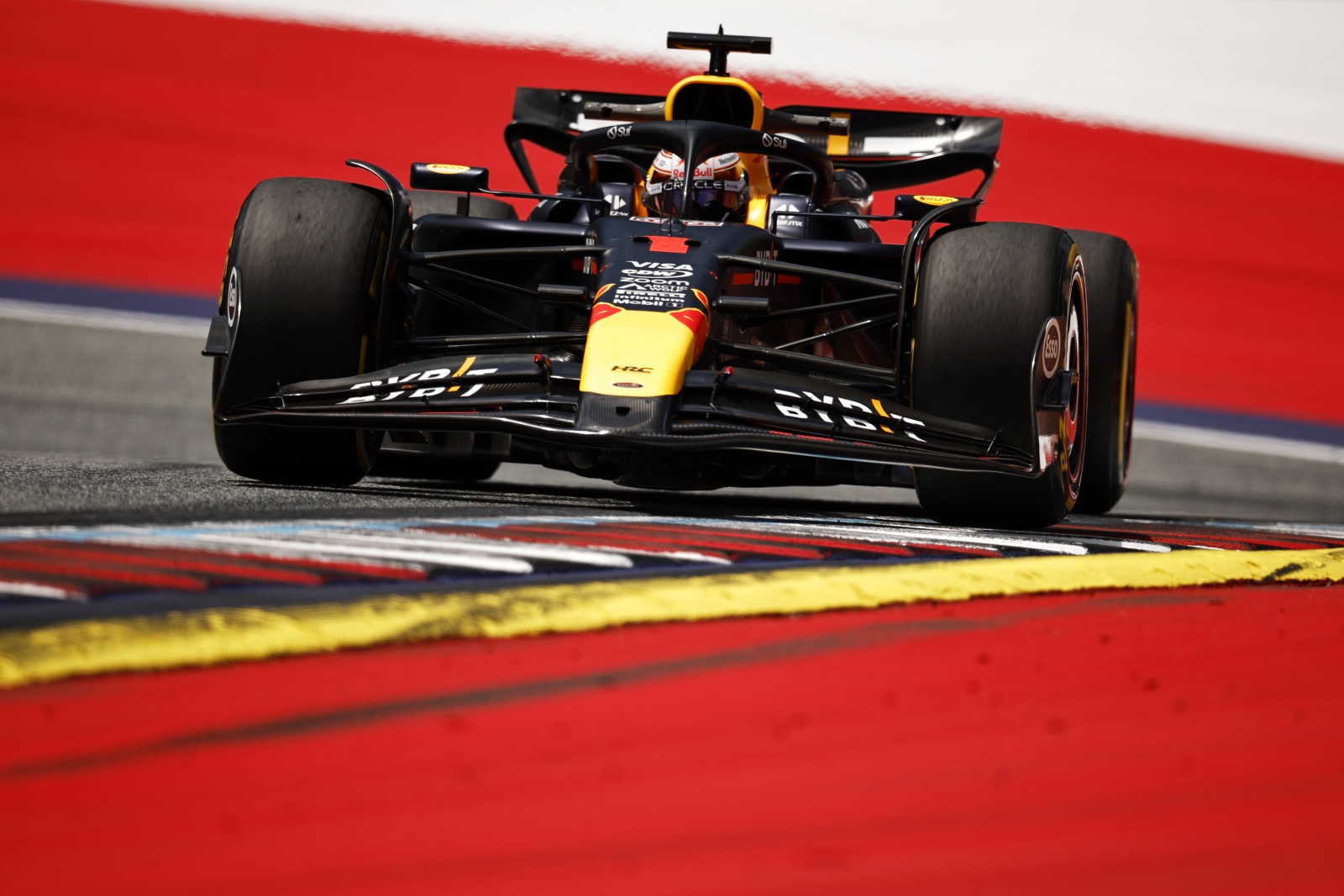 Fórmula 1 vai passar na TV hoje? Onde assistir à corrida sprint e classificação do GP da Áustria