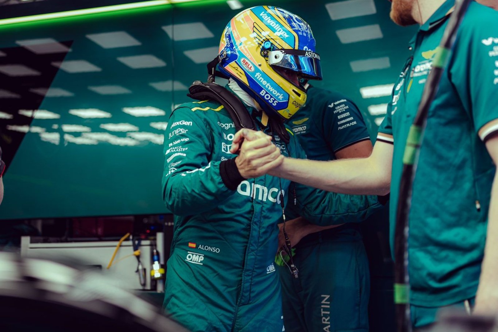 Alonso menciona “falta de equilibrio” del AMR24 y pide a Aston Martin mejoras para España
