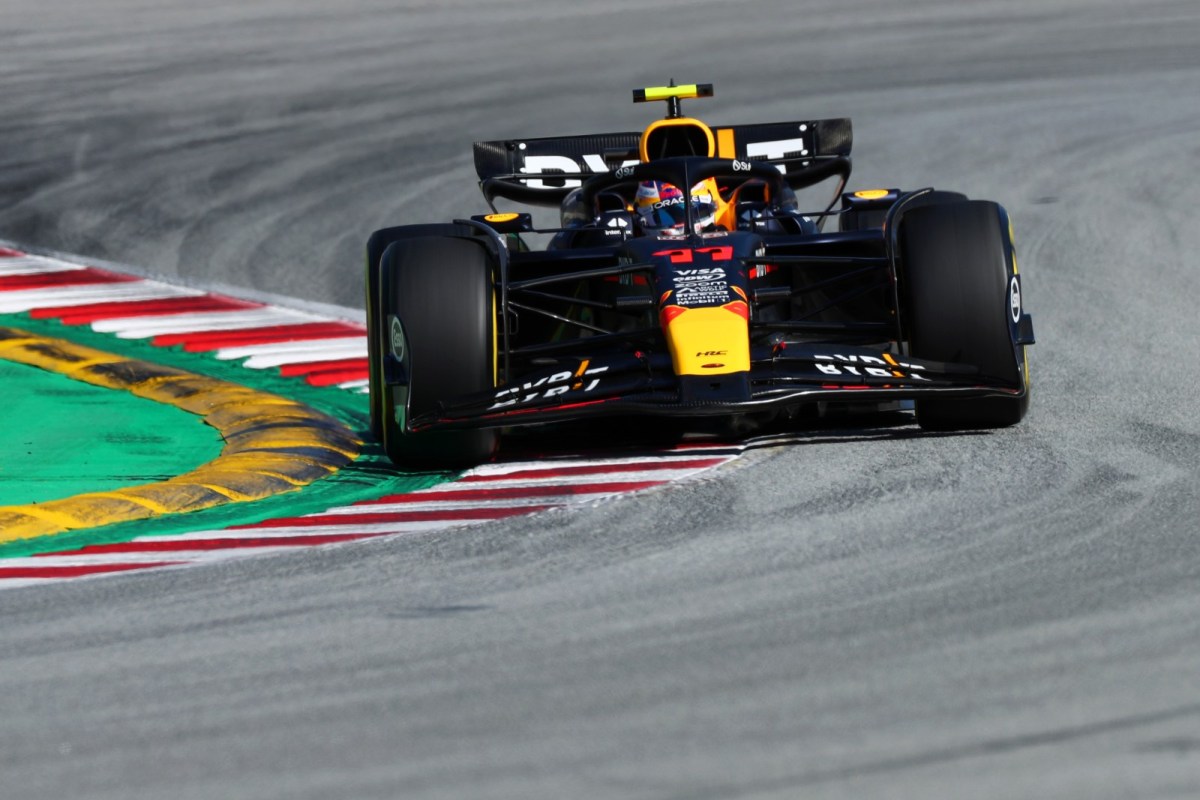 Pérez diz que Red Bull errou “em algum ponto” com mudanças para TL2 na Espanha