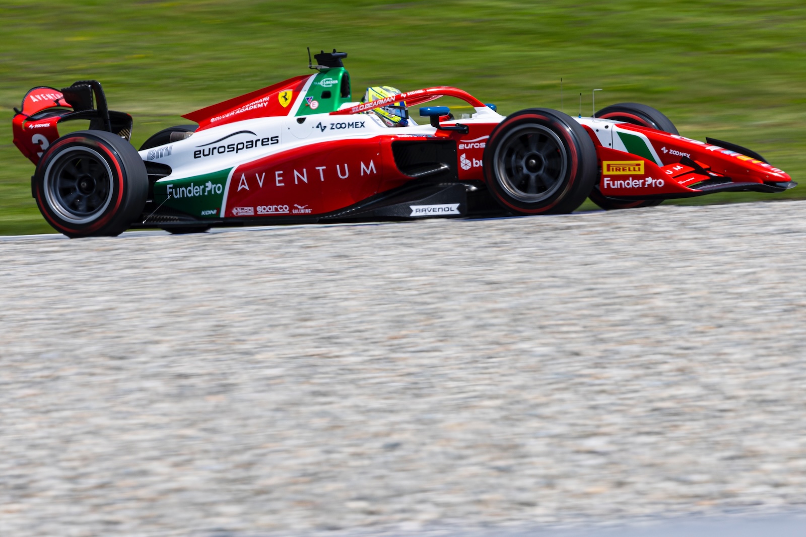 Bearman resiste à pressão na sprint da Áustria e enfim vence 1ª na F2 2024. Bortoleto é 4º