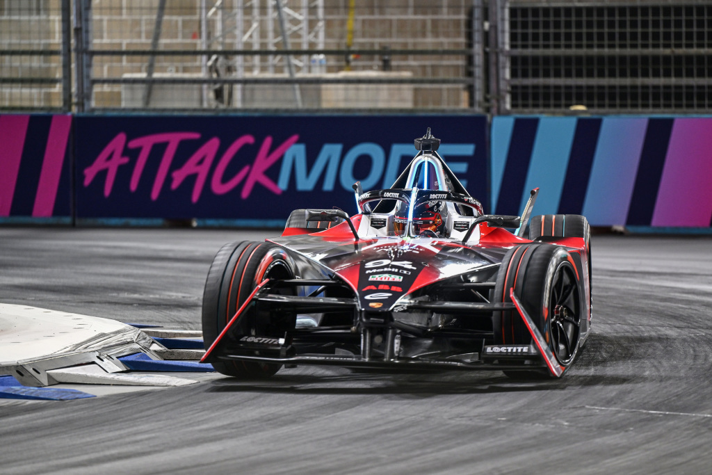 Wehrlein gana el título de Fórmula E en dramático eP de Londres 2; Fenestraz, 15°