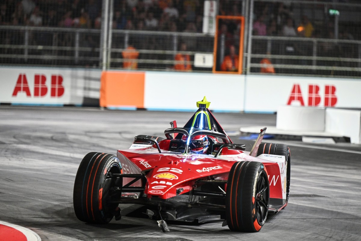 Rowland supera Vergne no fim e lidera TL3 do eP de Londres da Fórmula E. Jaguar vive caos