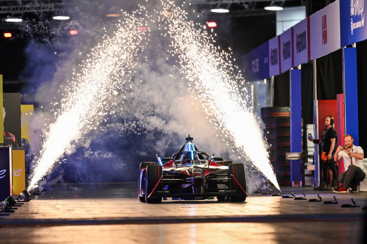 Wehrlein toma ponta da Fórmula E com vitória em Londres 1. Confira classificação