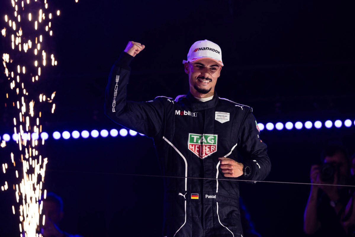 Wehrlein ressurge após quase fim, impõe-se sobre fenômeno Da Costa e dá título à Porsche