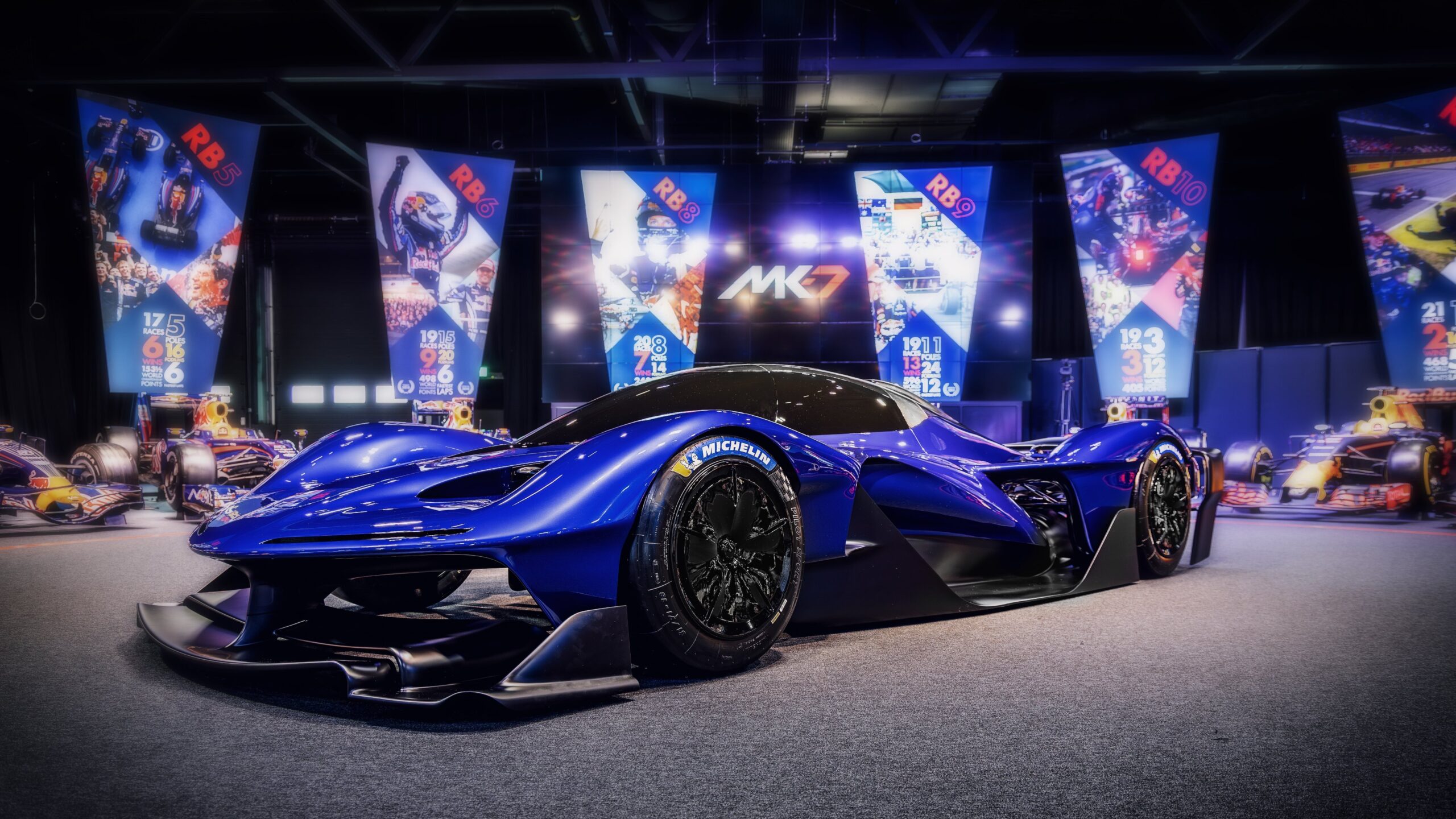 Red Bull revela Hypercar desarrollado por Newey equipado con motor V10 inspirado en la F1