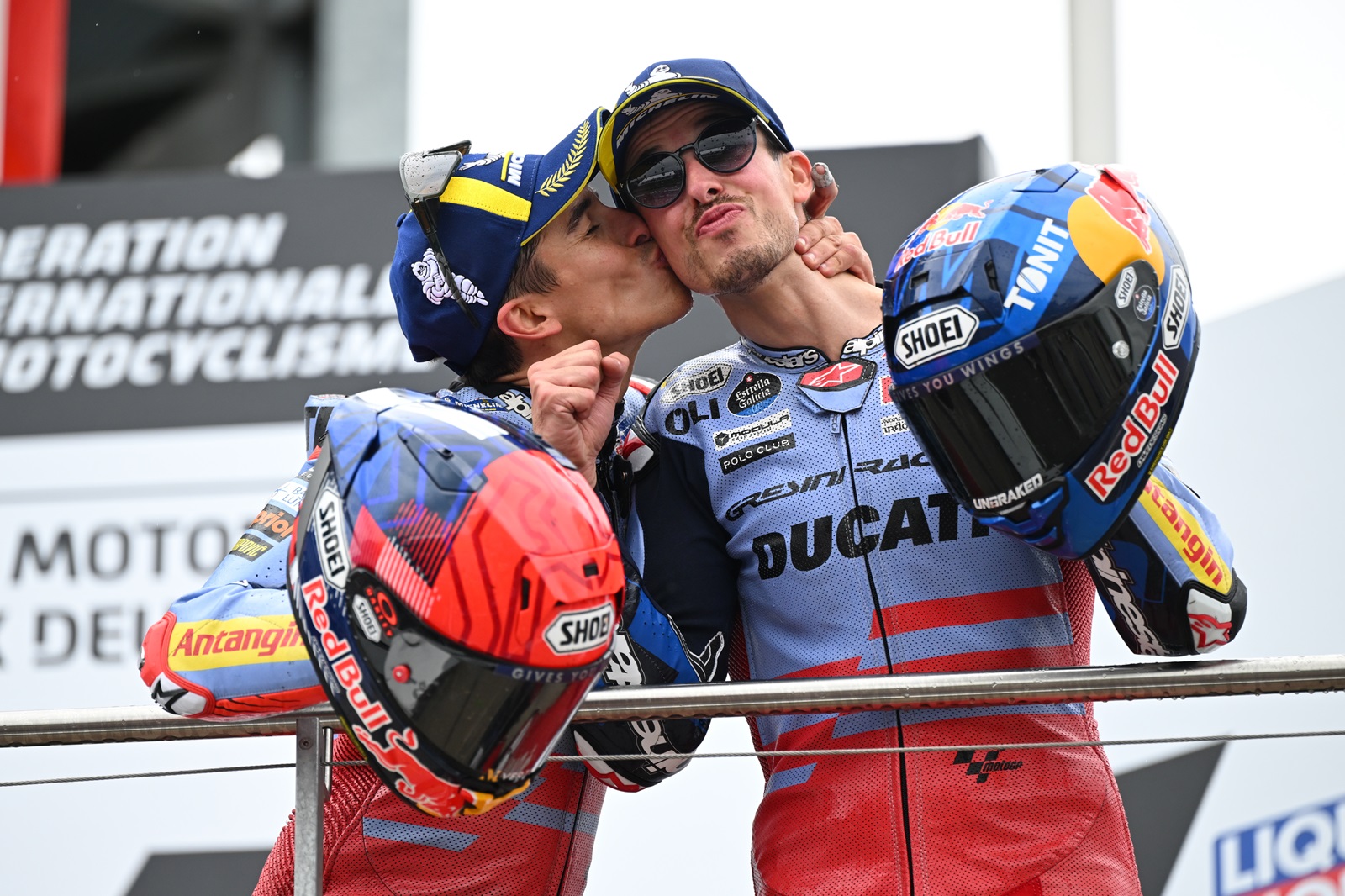 Com Álex e Marc Márquez, MotoGP tem irmãos juntos no pódio pela 1ª vez em 27 anos
