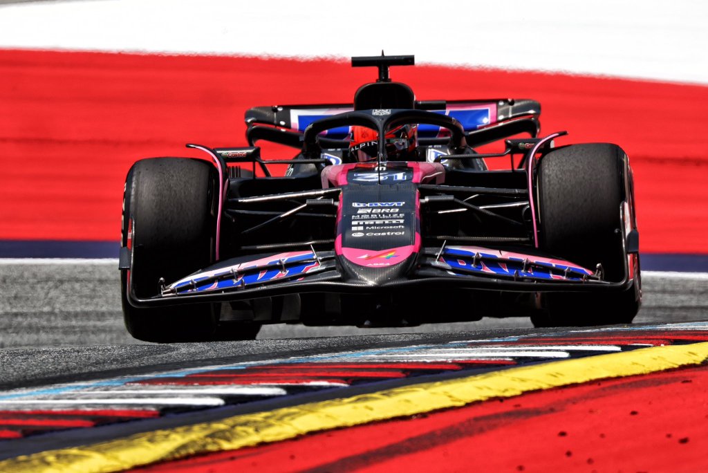 Alpine planea salida de Famin en el receso y apunta al jefe de Hitech para F1