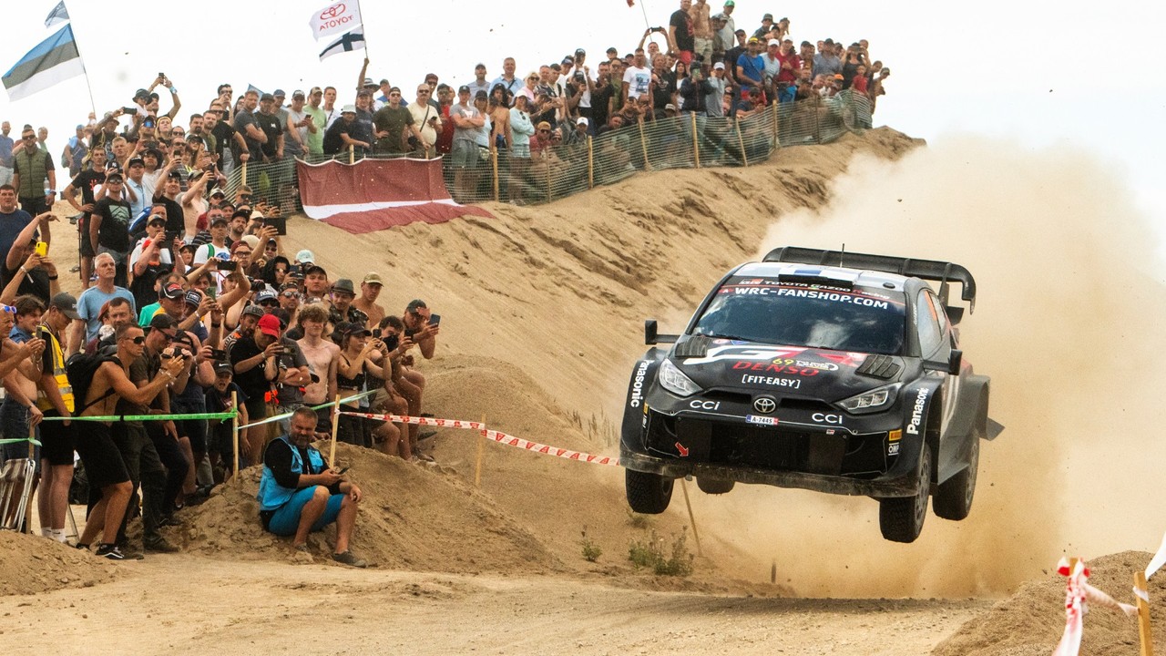 Rovanperä confirma su dominio y triunfa en 1-2 de Toyota en el Rally de Letonia