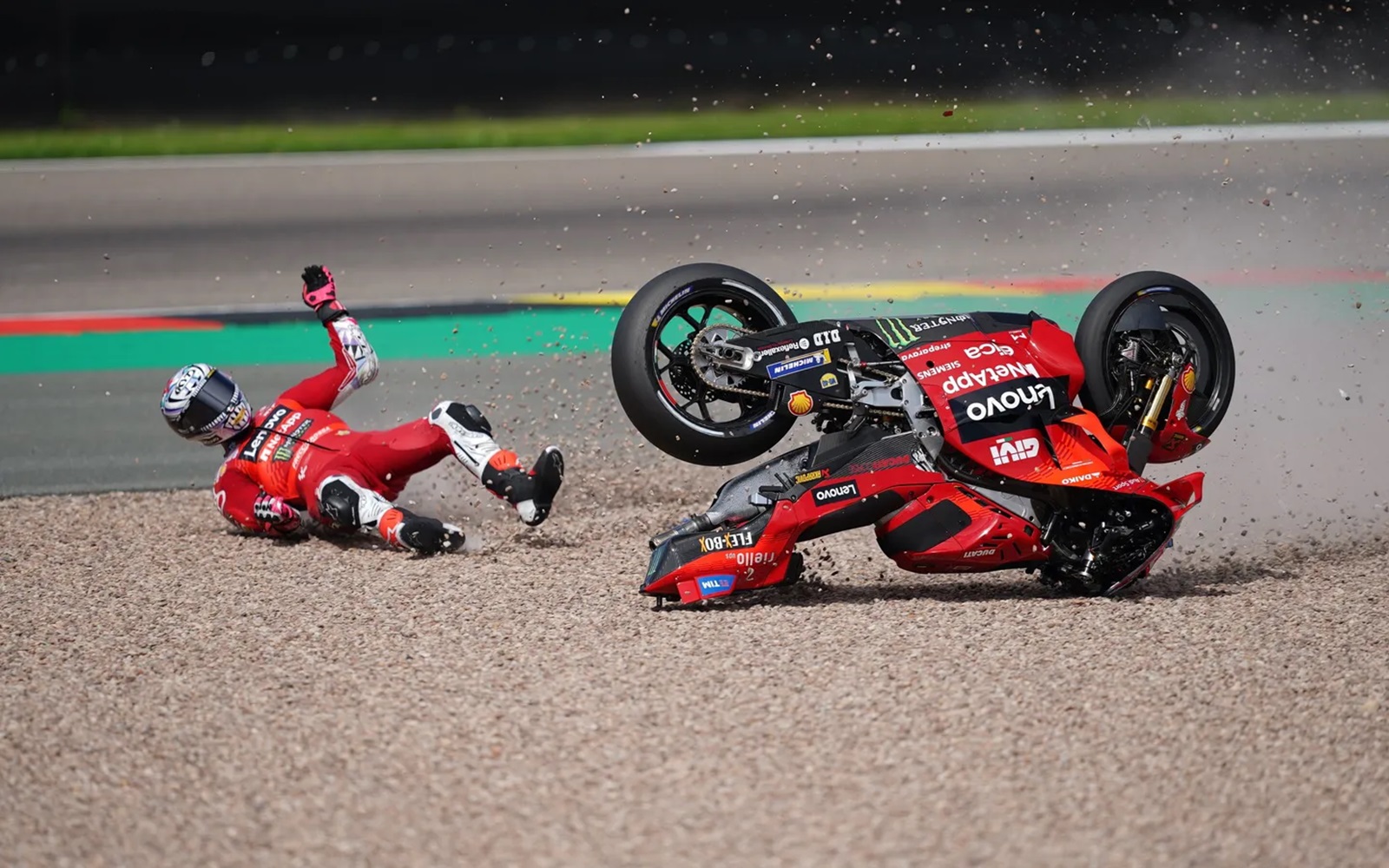 MotoGP repete cenário recente e vive temor com grandes acidentes às vésperas das férias