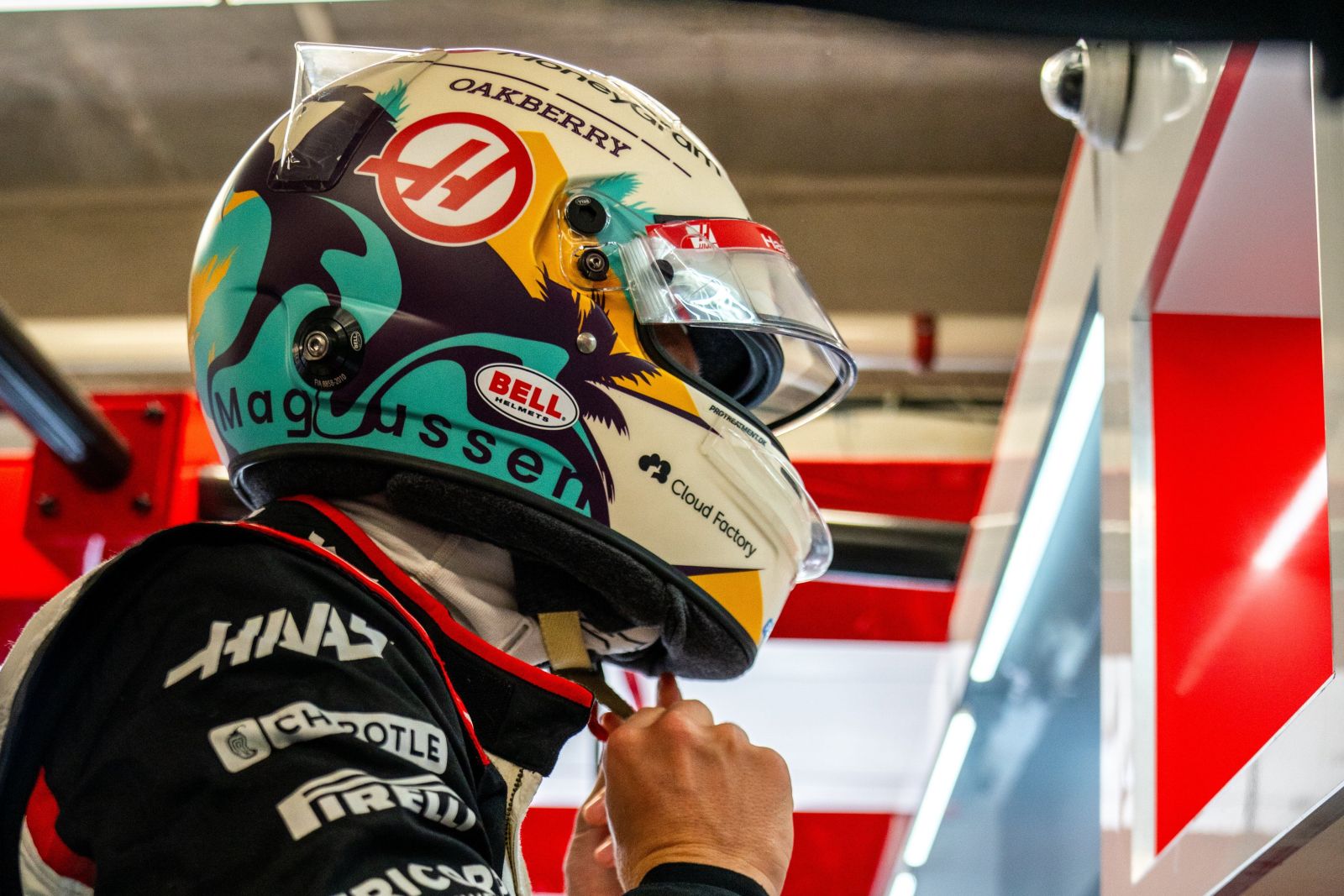 Magnussen mantiene postura tras quedar cerca de la suspensión: “No tiene sentido”