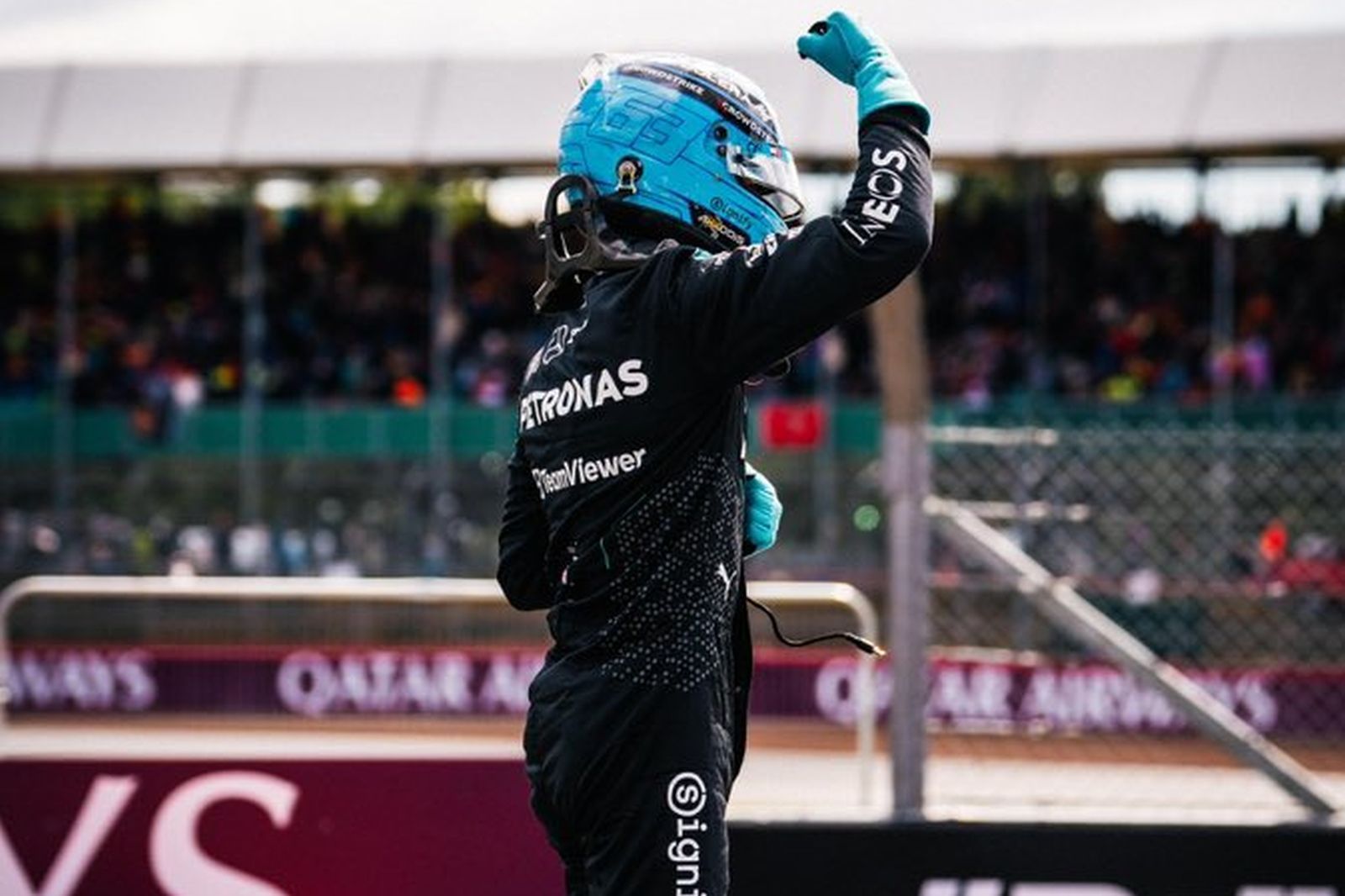 Mercedes é pedra no sapato de McLaren e Red Bull, mas chuva vira tempero em Silverstone