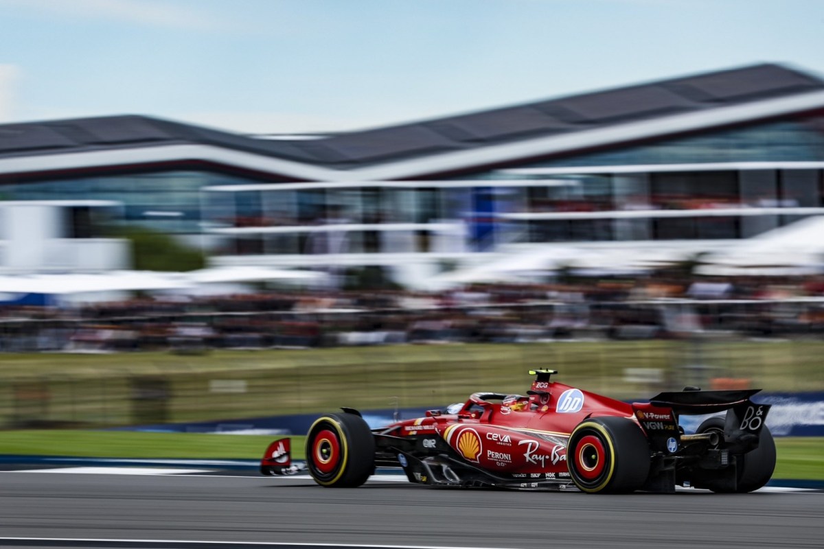 Sainz destaca falta de ritmo da Ferrari em “uma das minhas corridas mais sólidas”