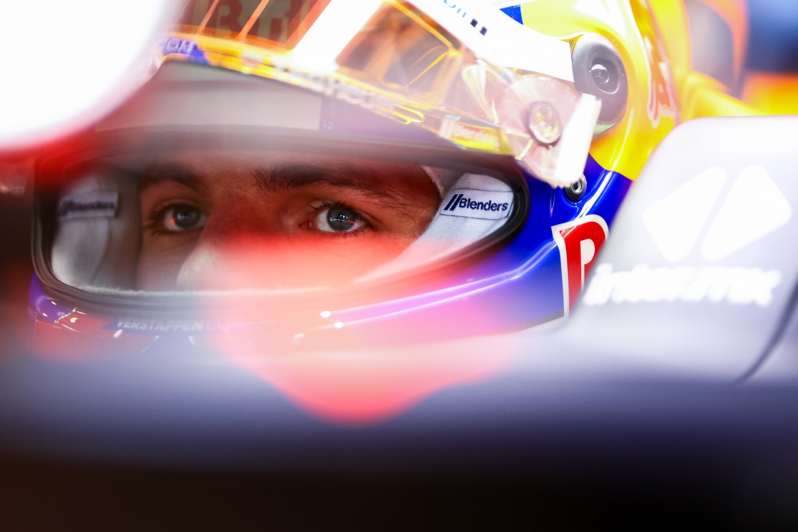 Red Bull muda assoalho, mas evita punição de Verstappen no grid do GP da Inglaterra