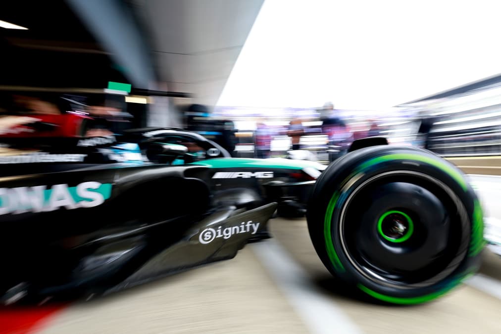 Mercedes celebra un “increíble” 1-2 en la clasificación de Silverstone