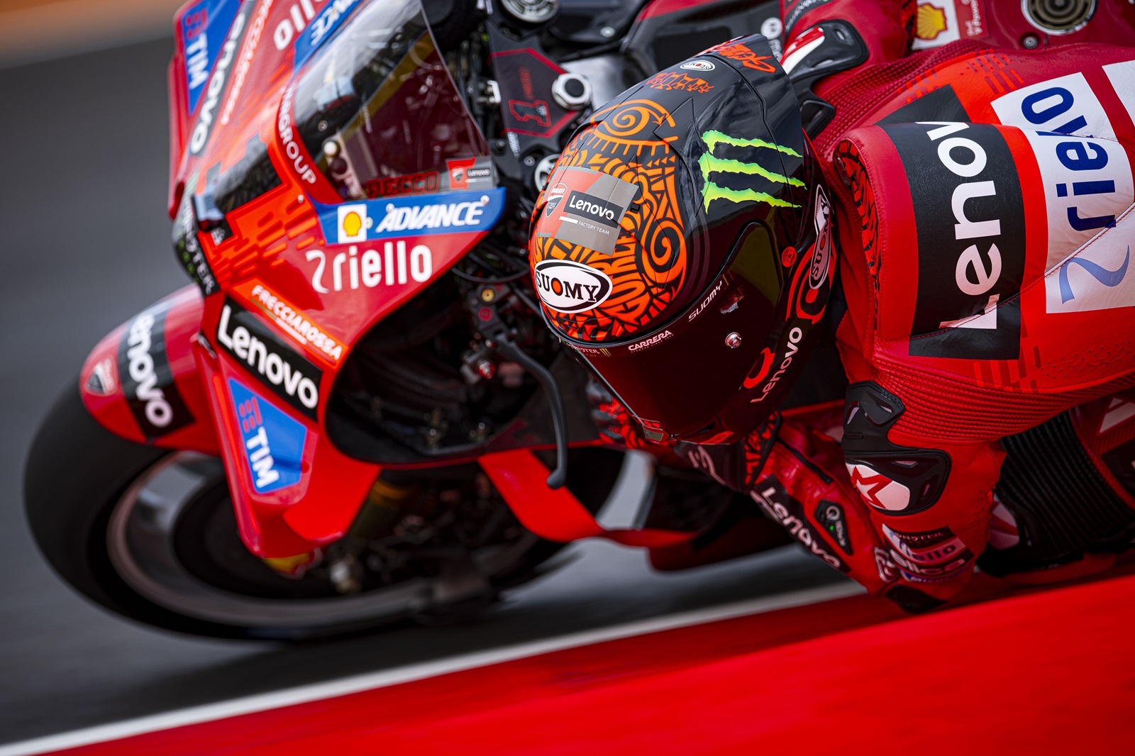 Bagnaia supera Martín por 0s1 e comanda treino livre 1 esvaziado pela chuva no Japão