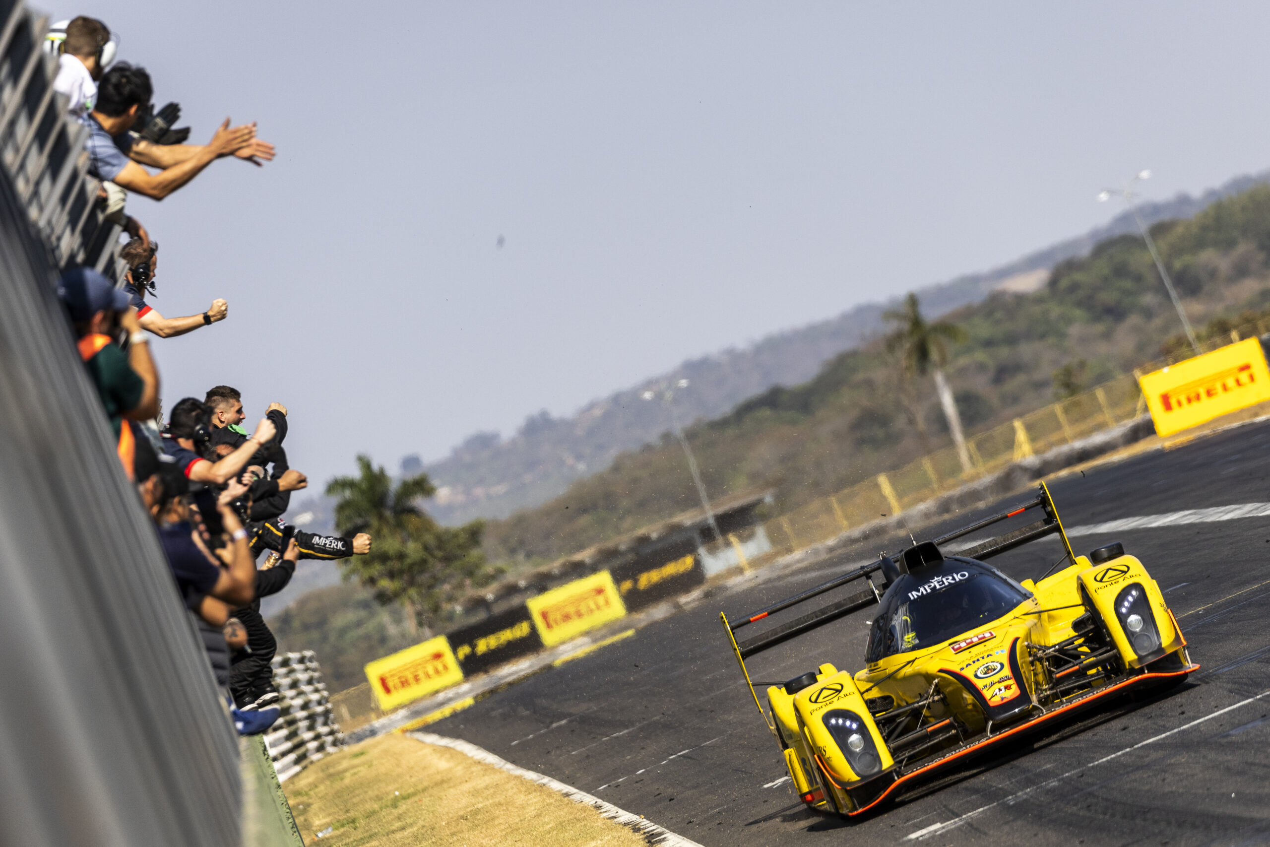 Orige/Carlesso aproveita pole e vence corrida 2 das 3H de Goiânia do Endurance Brasil