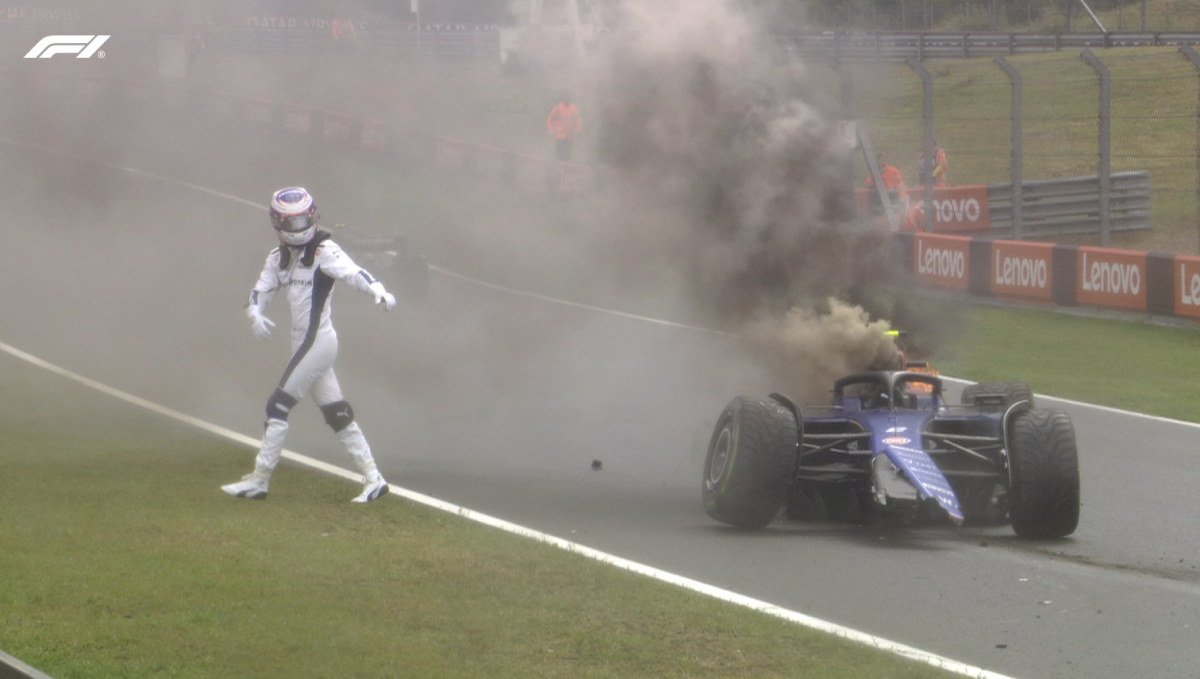 Sargeant bate forte e vê carro pegar fogo durante TL3 do GP dos Países Baixos