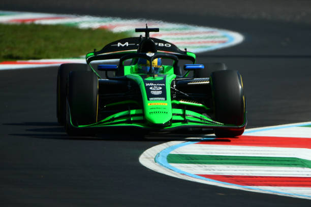 Maloney se impone ante Hadjar y marca la pole de la Fórmula 2 en Monza