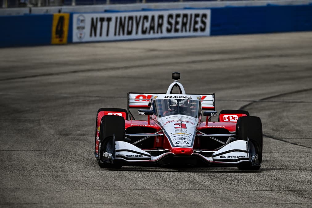 McLaughlin y Newgarden se reparten las poles en Milwaukee, O’Ward, 8° y Palou, 13°