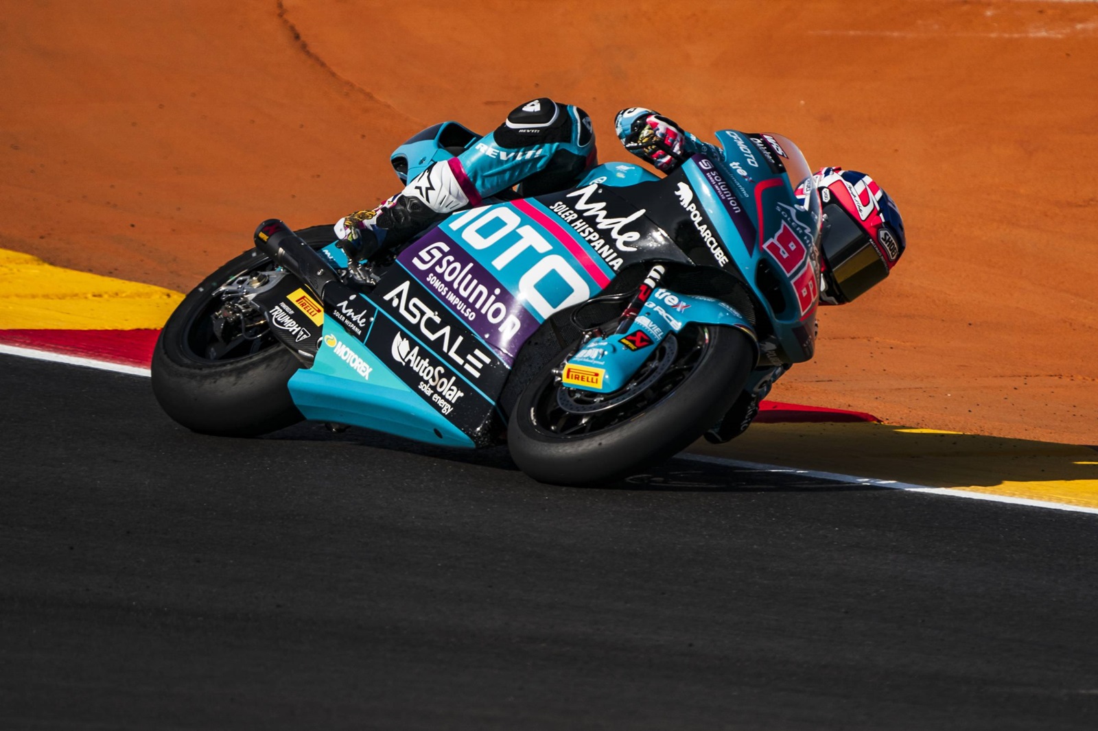 “Interesse de fábrica chinesa é positivo, mas tempo não ajuda MotoGP”, vê Juliana Tesser