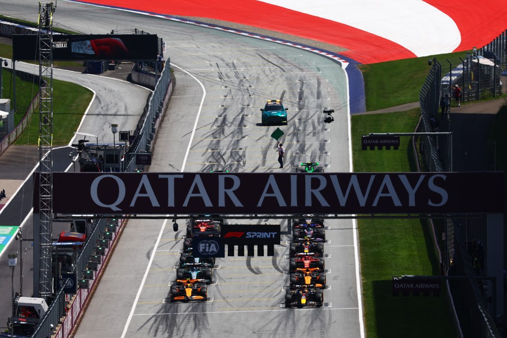 F1 estudia llevar a cabo una carrera sprint con novatos tras los tests de postemporada