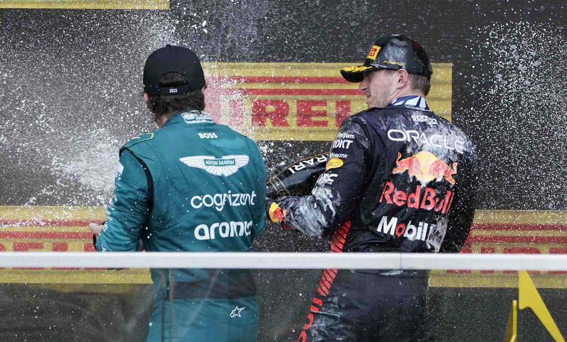 ¿El mejor del mundo? Alonso ve a Verstappen “bueno en todo, pero no tanto como yo”