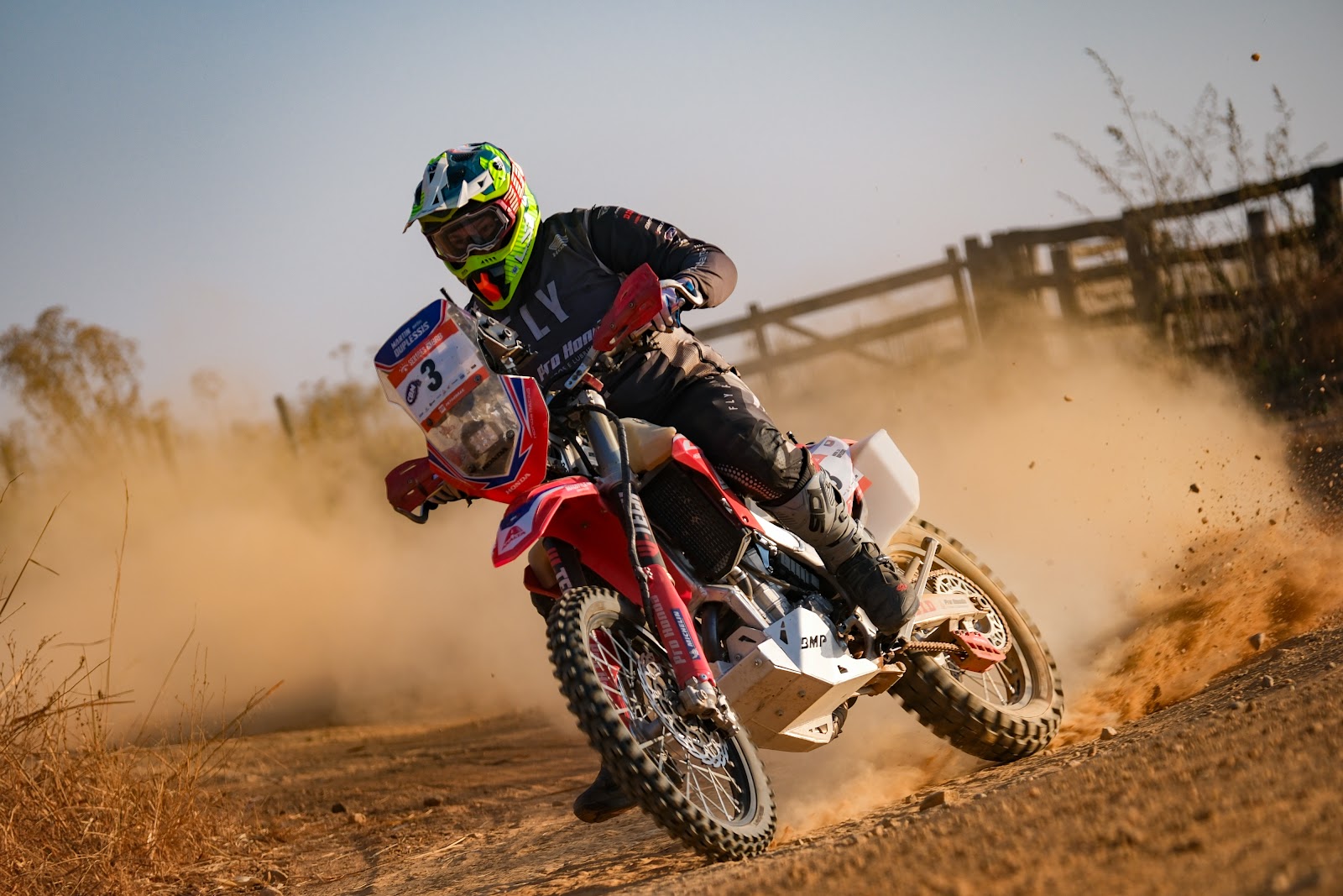 Duplessis supera Soares e vence 5ª etapa acirrada do Sertões 2024 nas motos