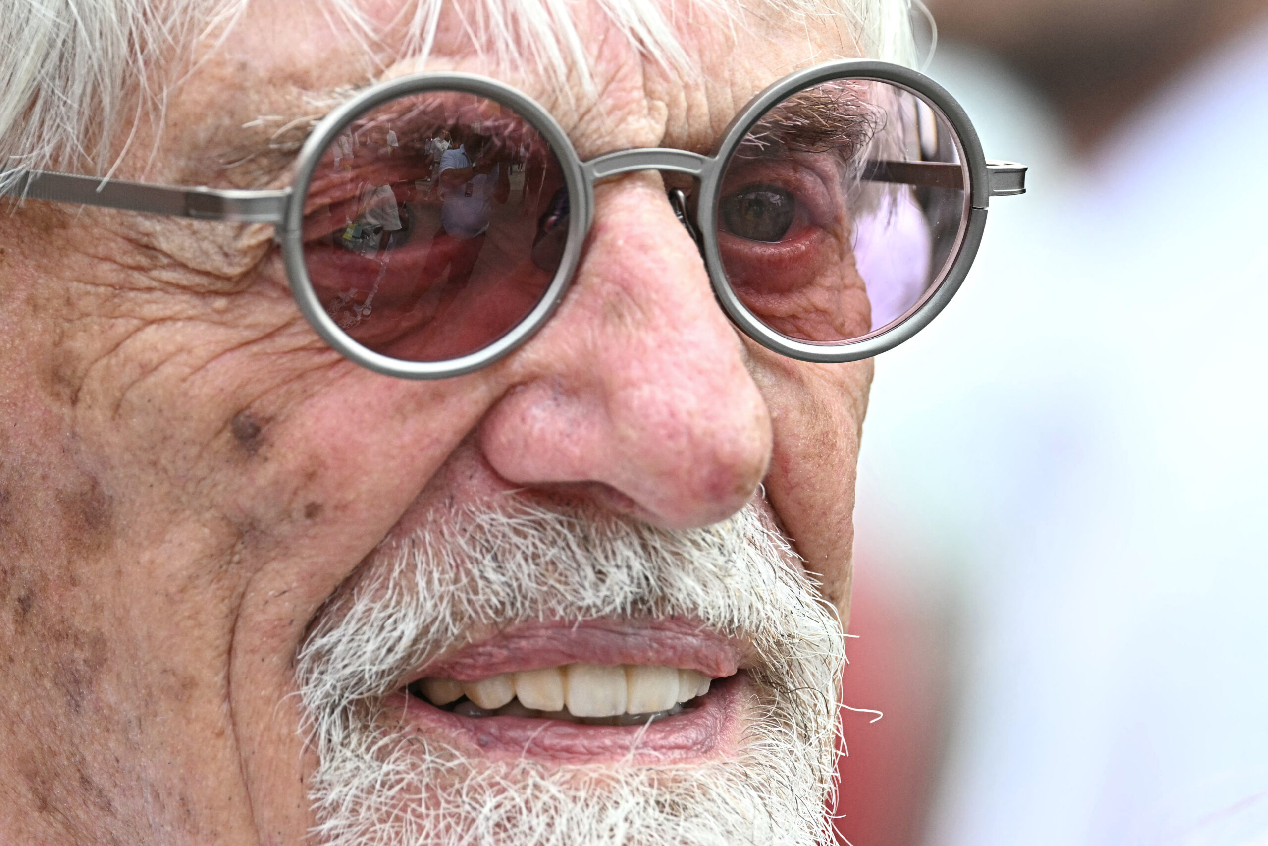 Como Ecclestone moldou F1 e deu relevância em anos de guerra | Paddockast #185