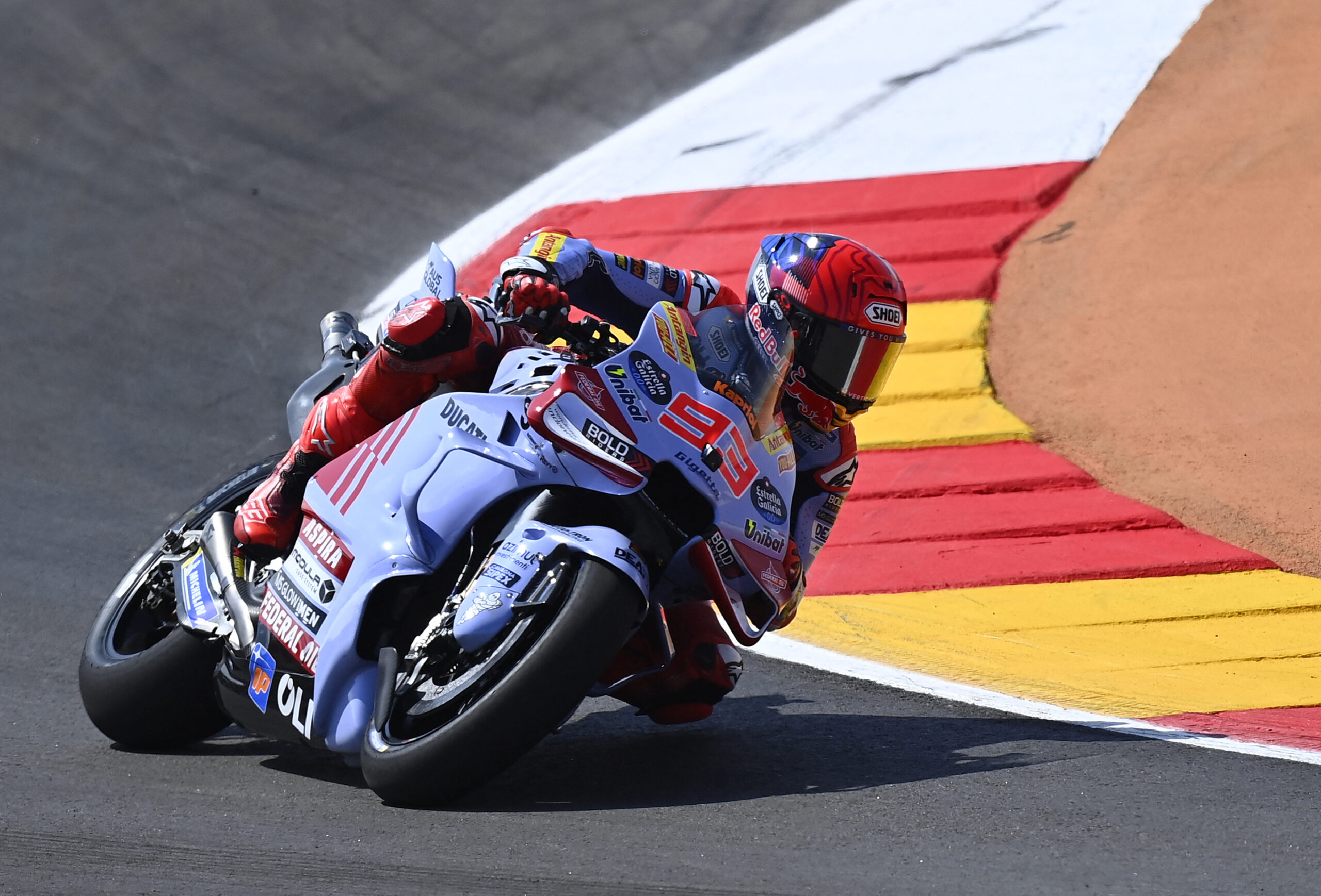 Marc Márquez domina e encerra jejum de mais de mil dias com vitória em Aragão