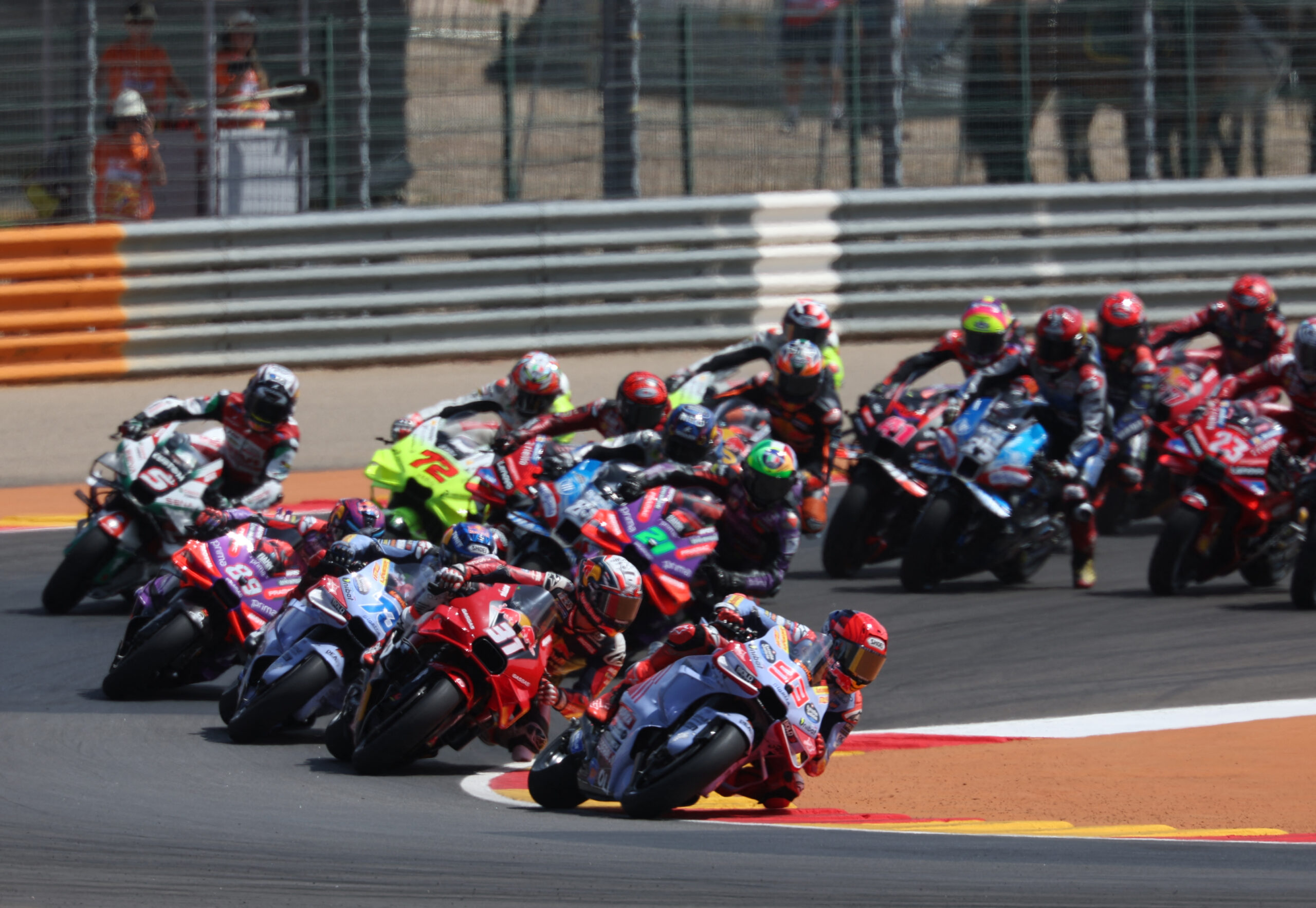 FIM e Dorna celebram aliança e renovam acordo de promoção da MotoGP até 2060
