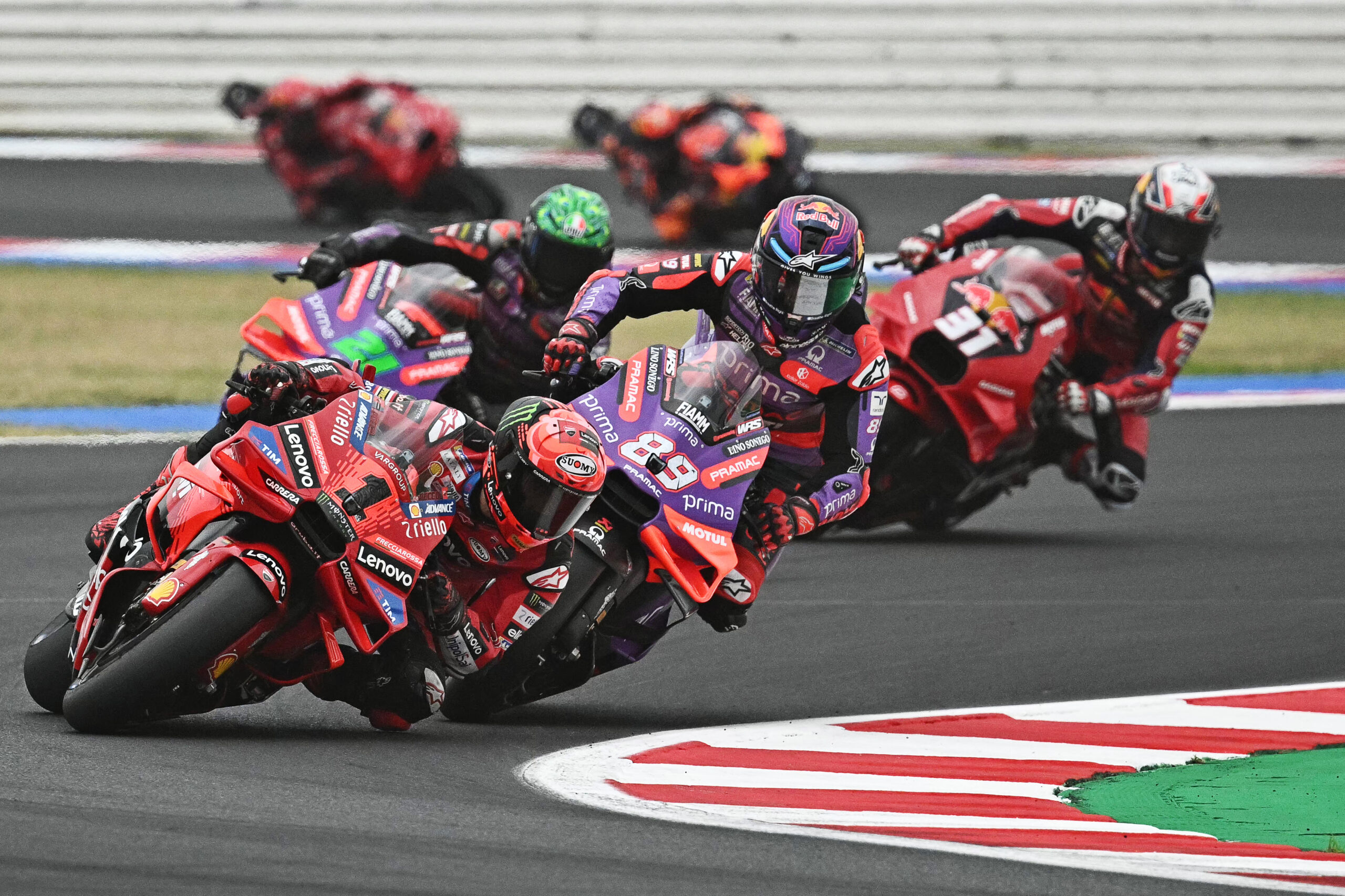 Chefe garante que Ducati “não vai remover um alfinete” para prejudicar Martín na MotoGP