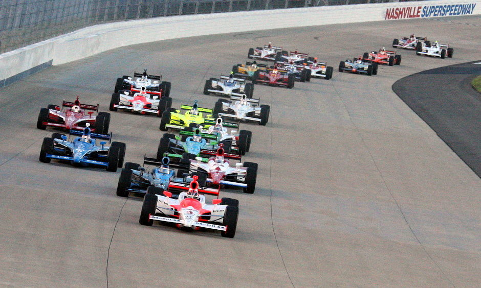 Dixon na frente e 7 brasileiros na pista: como foi última vez da Indy no oval de Nashville
