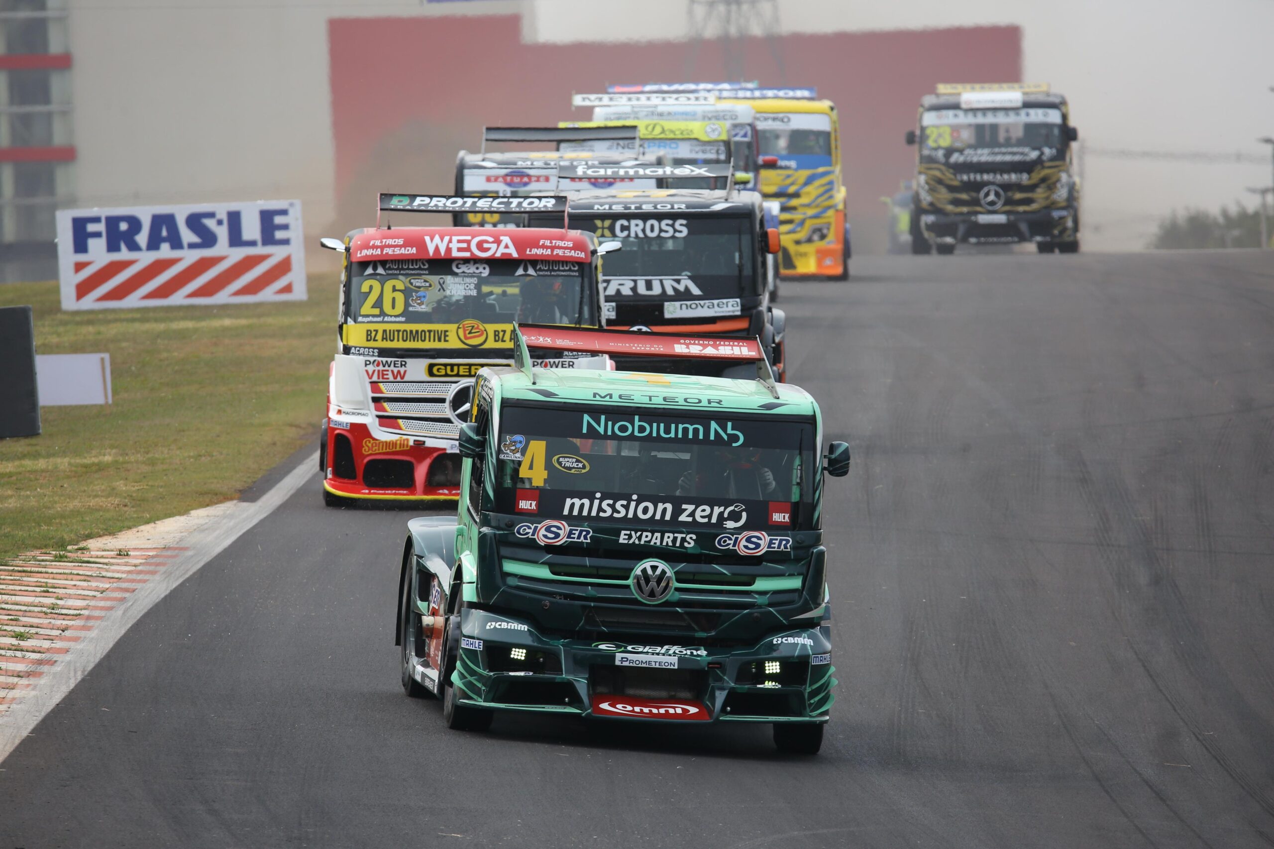 Giaffone e Monteiro vencem em rodada dupla da Copa Truck em Cascavel