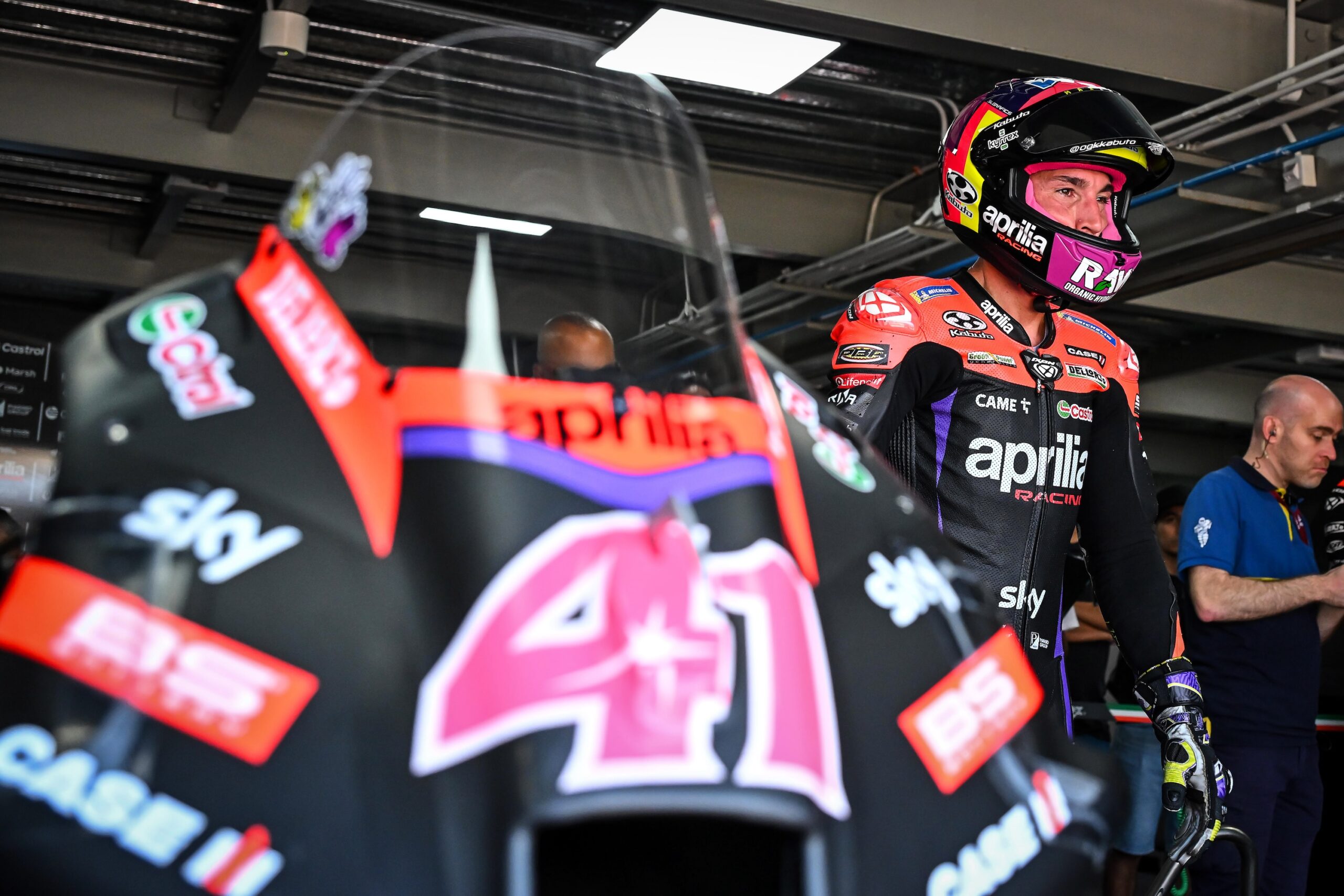 Espargaró celebra chance de passar Aprilia ao “melhor amigo” Martín: “Um sonho”