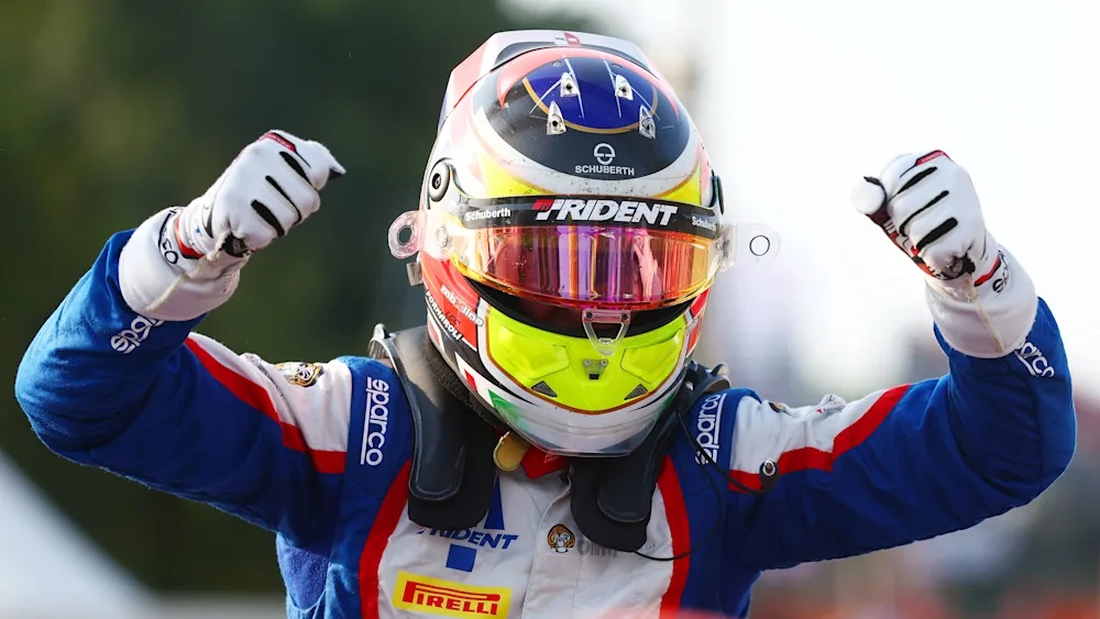 Fornaroli vai ao pódio em corrida 2 da Itália e leva título da F3 2024. Confira classificação