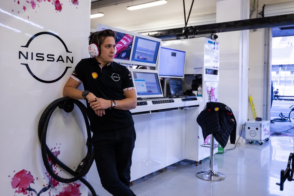 Nissan comienza a evaluar opciones para reemplazar a Fenestraz para la Fórmula E 2025