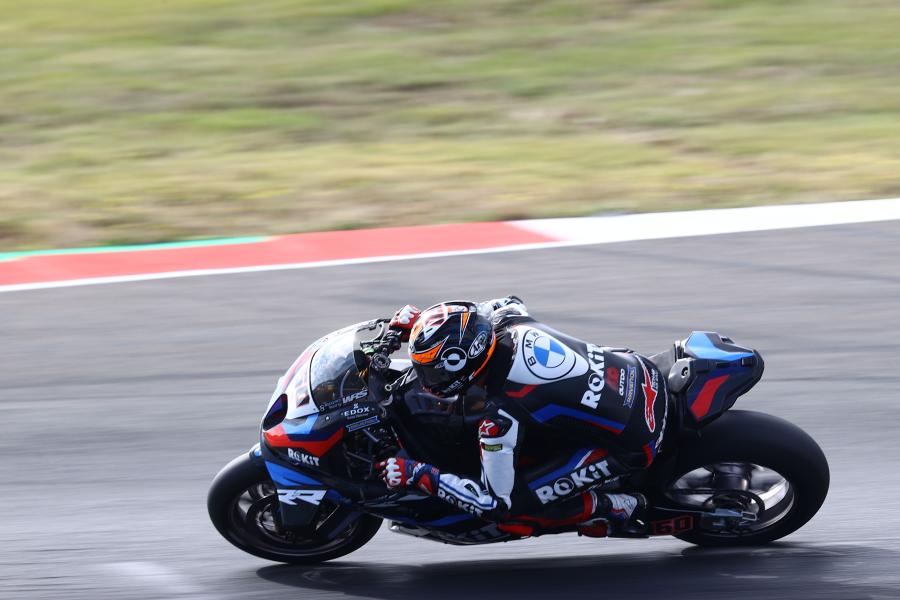 Van der Mark sobrevive em Magny-Cours e vence acidentada corrida 1 do Superbike