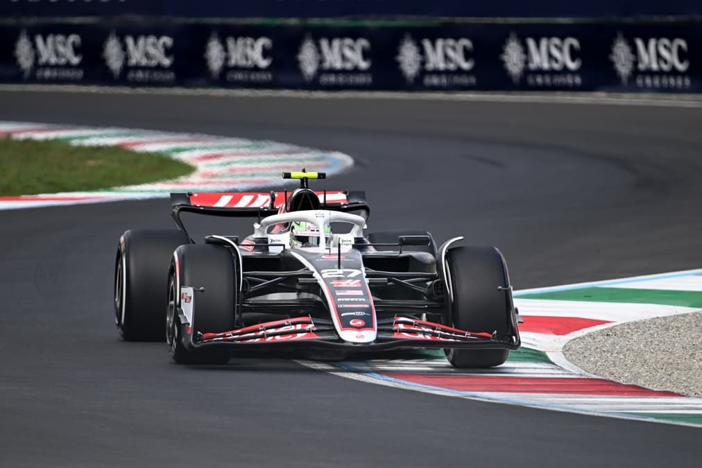 Hülkenberg lamenta error en la primera vuelta y critica a Ricciardo: «No dejó espacio»