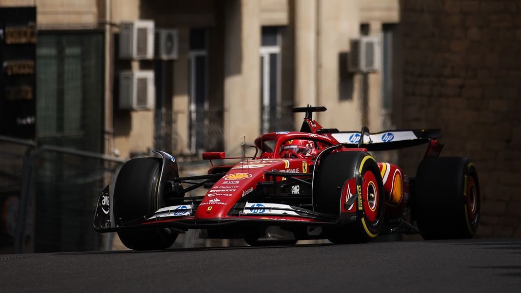Leclerc se impone en la segunda práctica del GP de Azerbaiyán; Pérez es 2° y Colapinto, 14°