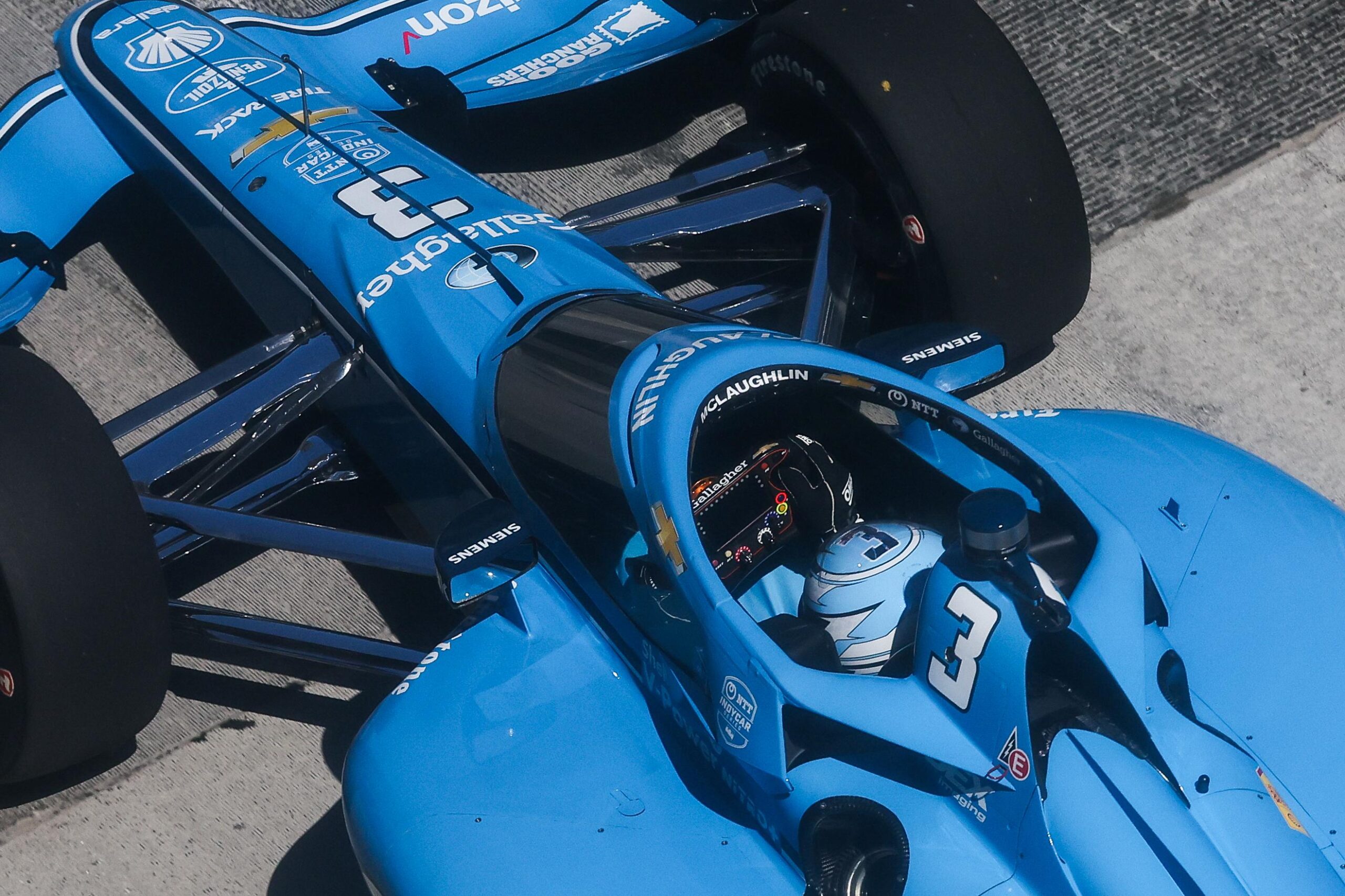 McLaughlin prevalece no caos e leva GP de Milwaukee 2. Palou sofre com motor