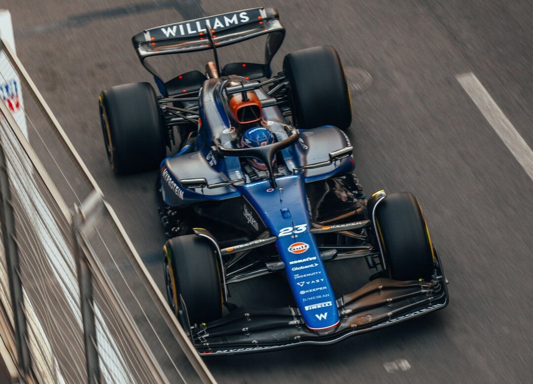 Albon lamenta error del equipo en Q3, pero exculpa a Williams: «Hemos estado muy atentos»