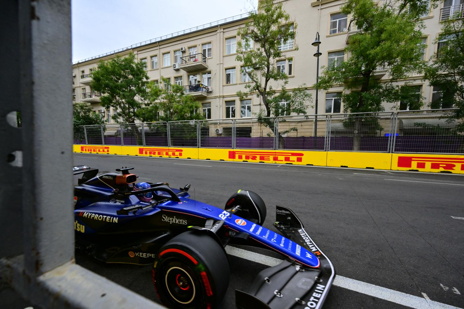 Williams prevê atualização em Singapura e celebra “grande dia” em Baku: “Competitivos”