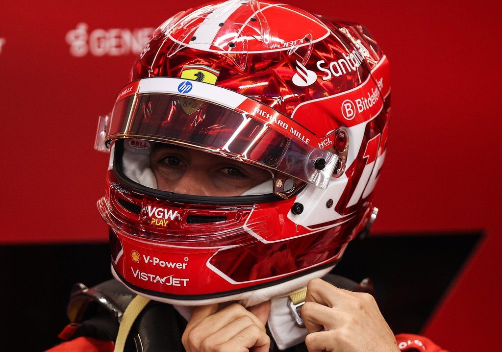 Leclerc ve a Ferrari “en la lucha por la victoria” en Singapur, pero admite: “Será más apretado”